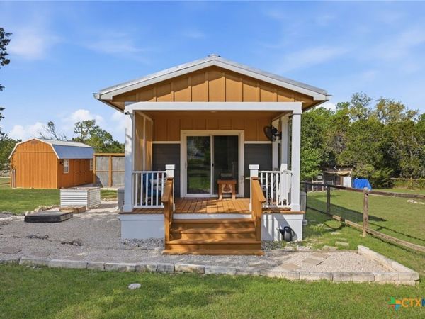 1956 Live Oak Drive , Canyon Lake, TX 78133