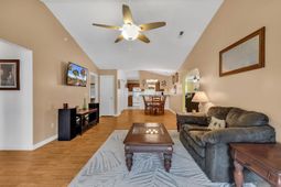 9514 Leeds Circle photo 4