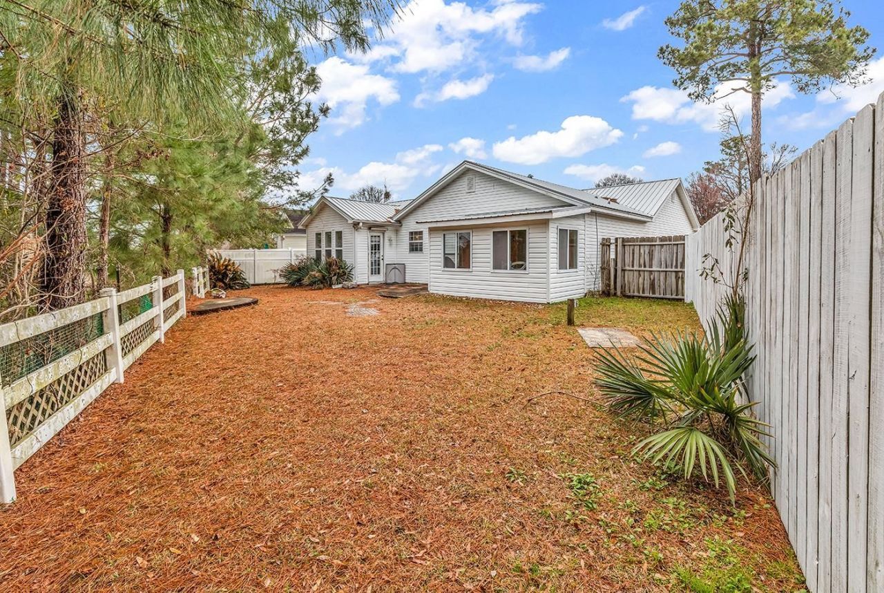 9514 Leeds Circle Photo 29