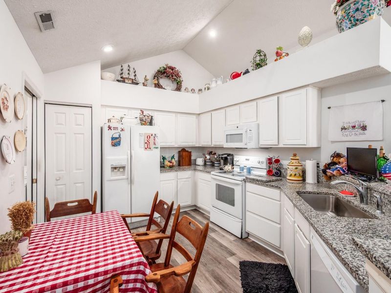 3721 Orchard Way , Powell, OH 43065 Photo 21