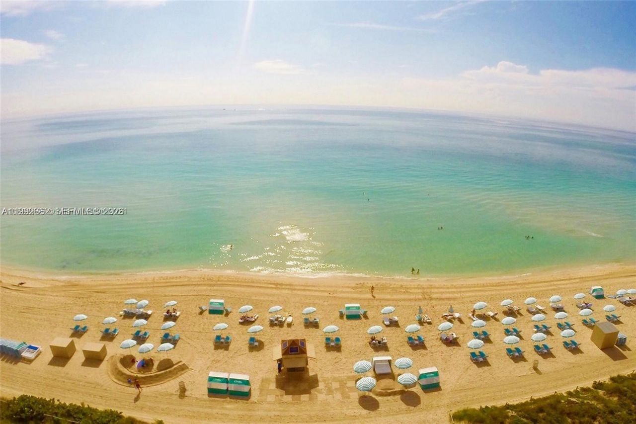 6801 Collins Ave , Unit 1414, Miami Beach, FL 33141 Photo