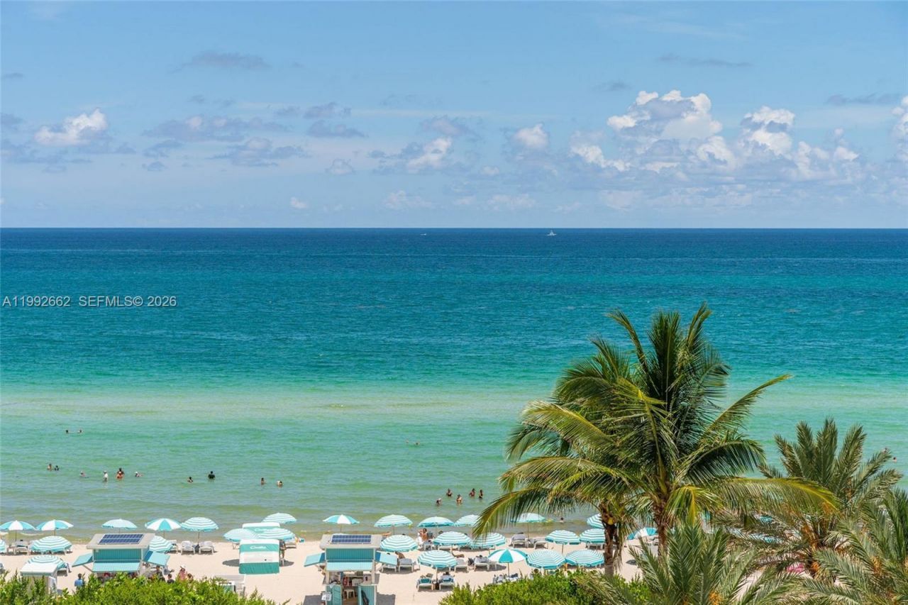 6801 Collins Ave , Unit 1414, Miami Beach, FL 33141 Photo