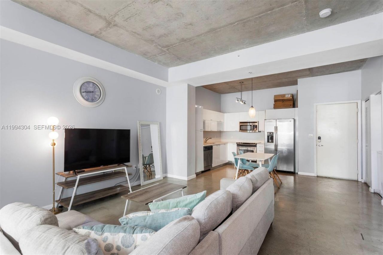 234 NE 3rd St , Unit 1106, Miami, FL 33132 Photo