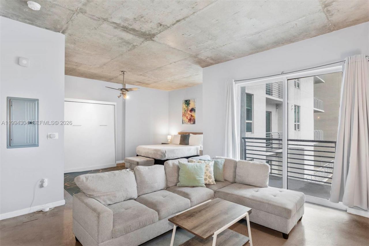 234 NE 3rd St , Unit 1106, Miami, FL 33132 Photo