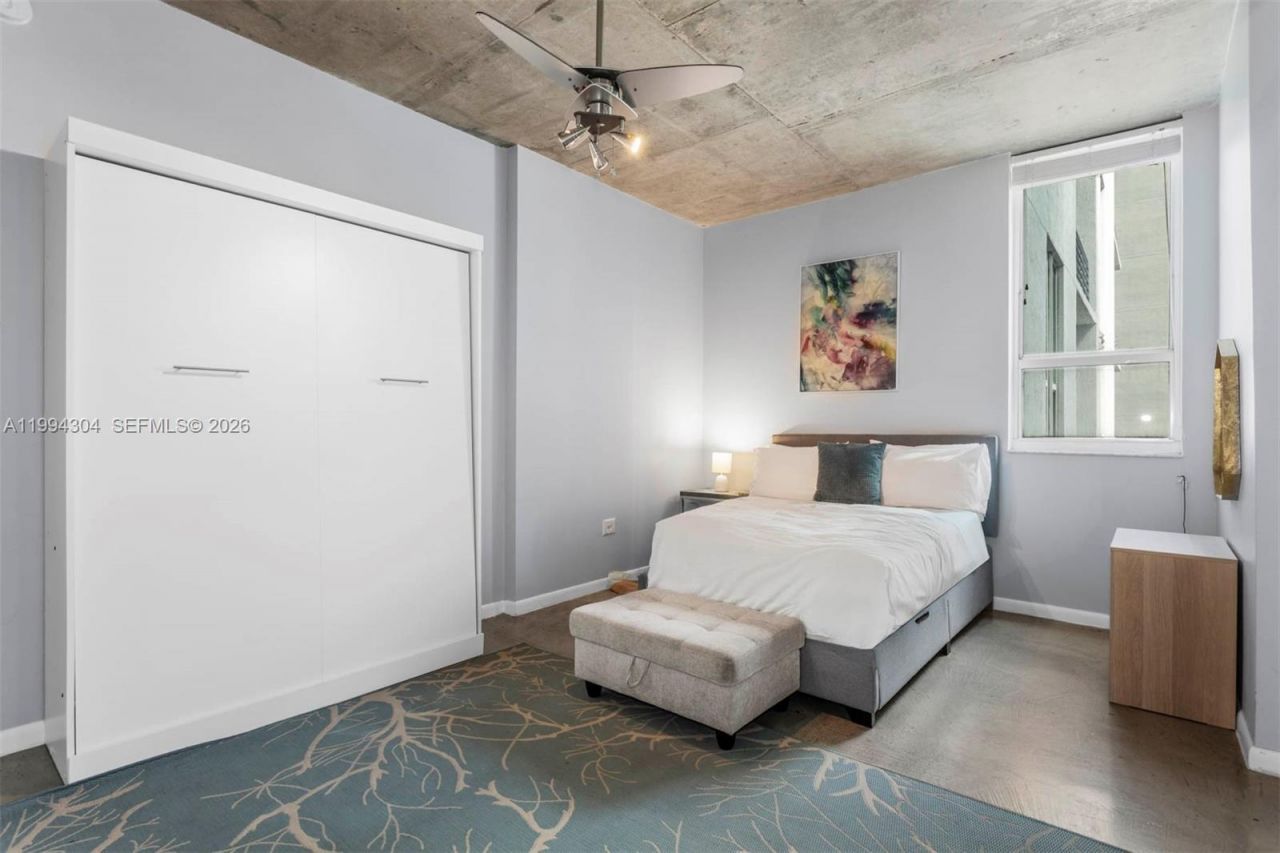 234 NE 3rd St , Unit 1106, Miami, FL 33132 Photo