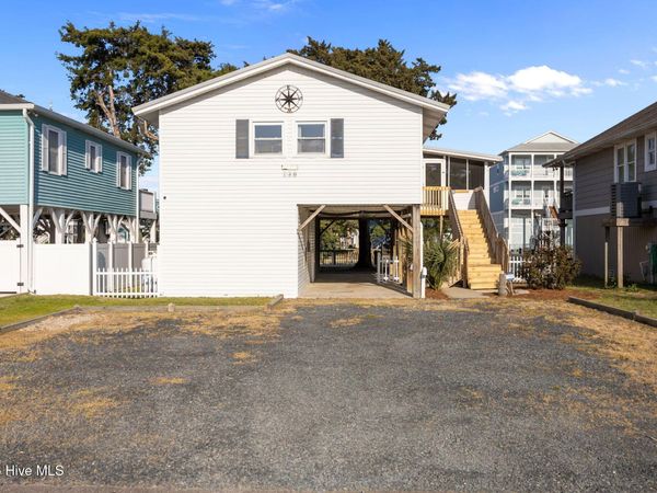 140 Marlin Drive, Holden Beach, NC 28462