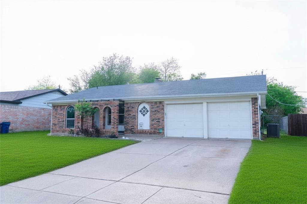 508 Andenwood Court, Everman, TX 76140 Main Photo