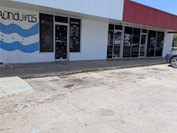 2019 N Riverside Drive , Fort Worth, TX 76111