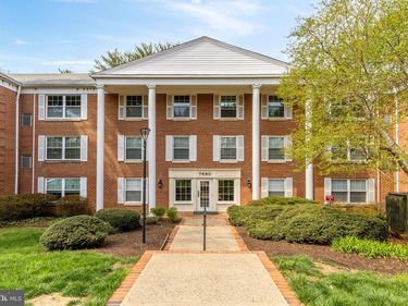 7680 TREMAYNE, Unit 307, MCLEAN, VA 22102