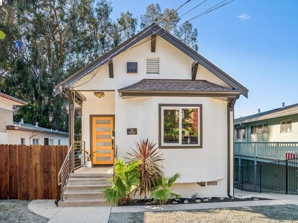 3223 Courtland Ave , Oakland, CA 94619