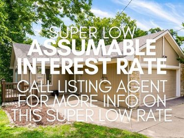 1045 NW S SOUTH SHORE Drive, Lake Waukomis, MO 64151