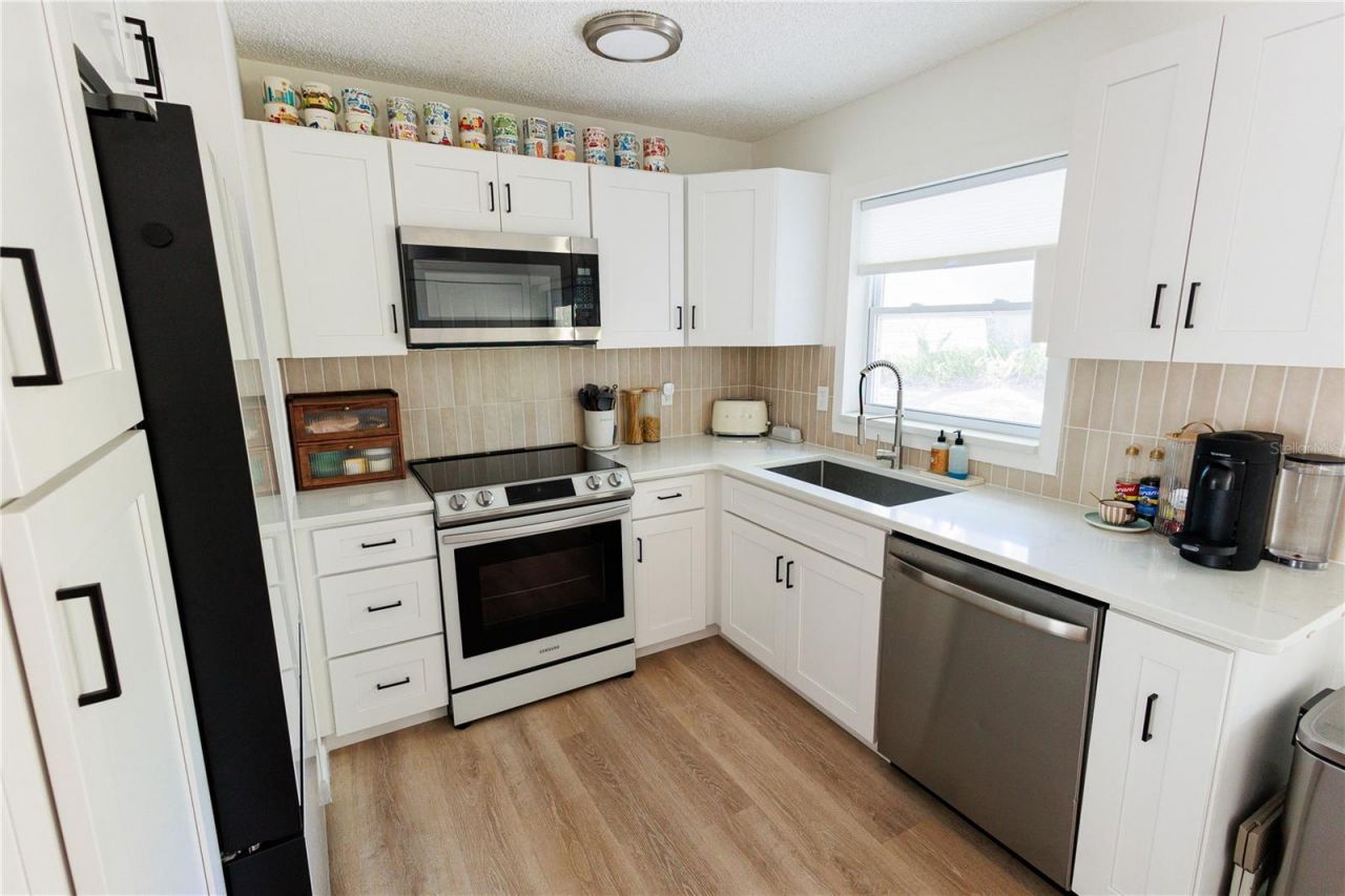 3630 Eagles Nest Road , Fruitland Park, FL 34731 Photo