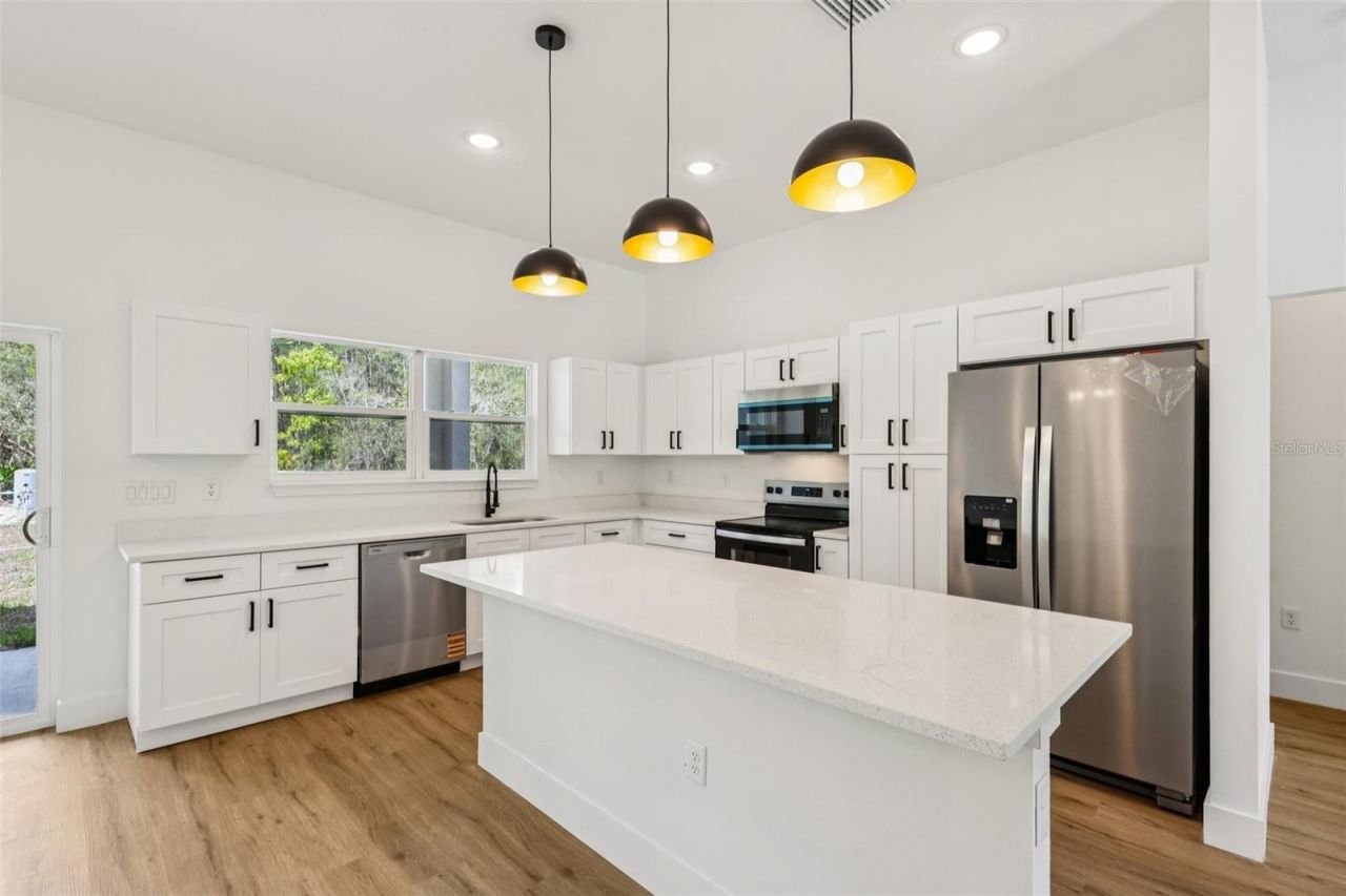 80 Malauka Pass Course, Ocklawaha, FL 32179 Photo