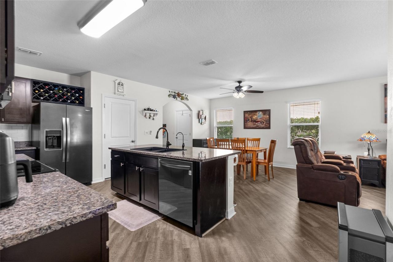 5946 81st Avenue N, Pinellas Park, FL 33781 Photo