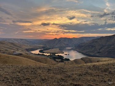 2001 Silcott Hills Rd, Clarkston, WA 99403