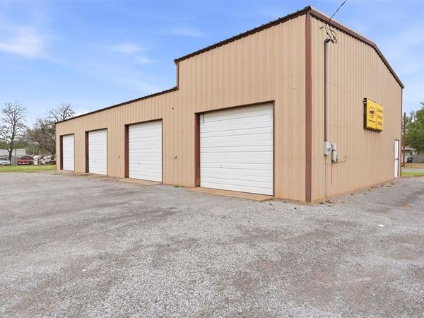 120 N Carnegie Street, Carnegie, OK 73015