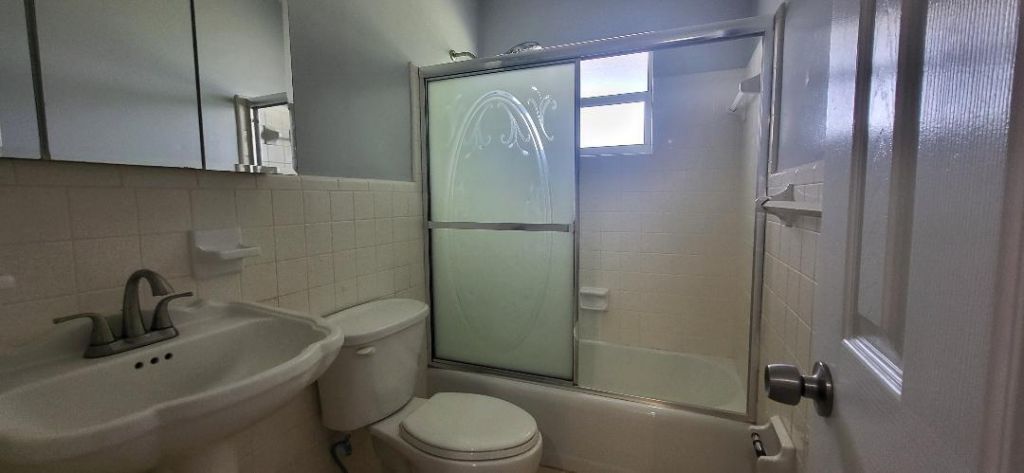 5240 NE 14th Way, Unit 5, Fort Lauderdale, FL 33334 Photo