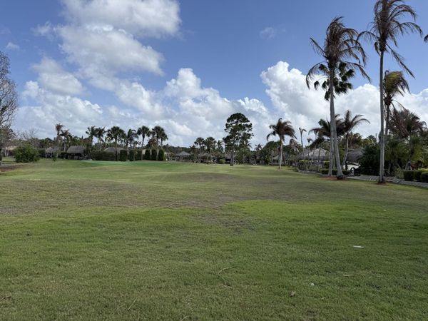 424 NW Chipshot Lane, Port St. Lucie, FL 34986