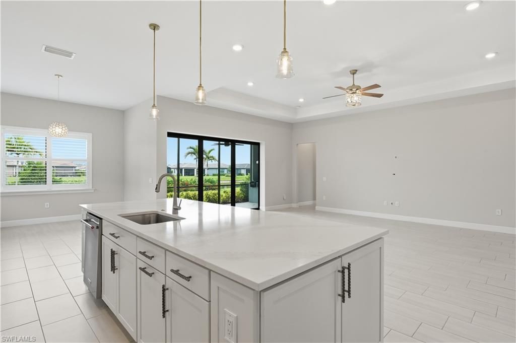 1848 Terreno Blvd, Naples, FL 34120 Photo