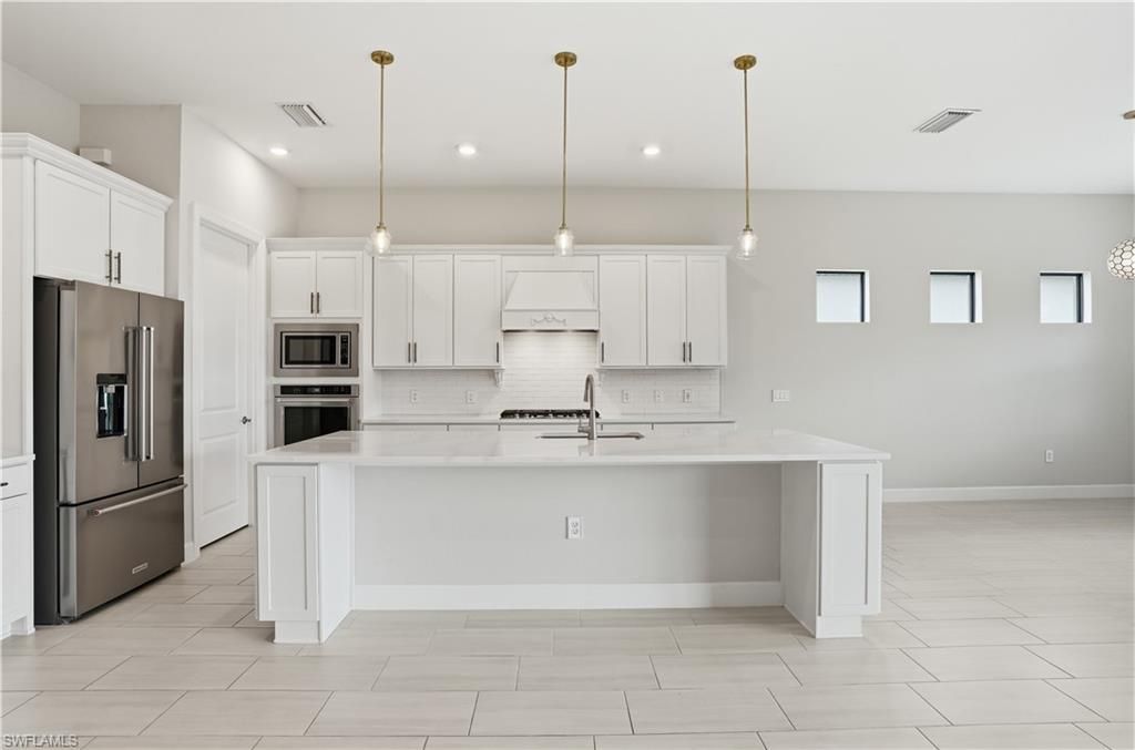 1848 Terreno Blvd, Naples, FL 34120 Photo