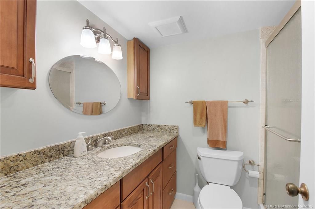 529 NE Plantation Road, Unit 105, Stuart, FL 34996 Photo