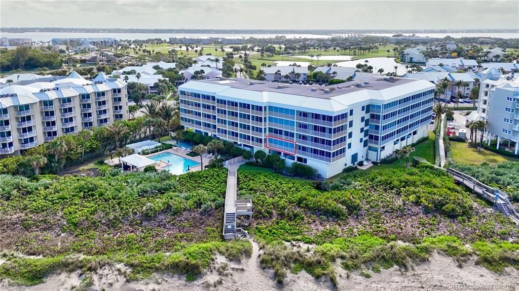 529 NE Plantation Road, Unit 105, Stuart, FL 34996 Photo