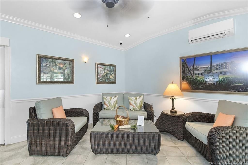 529 NE Plantation Road, Unit 105, Stuart, FL 34996 Photo