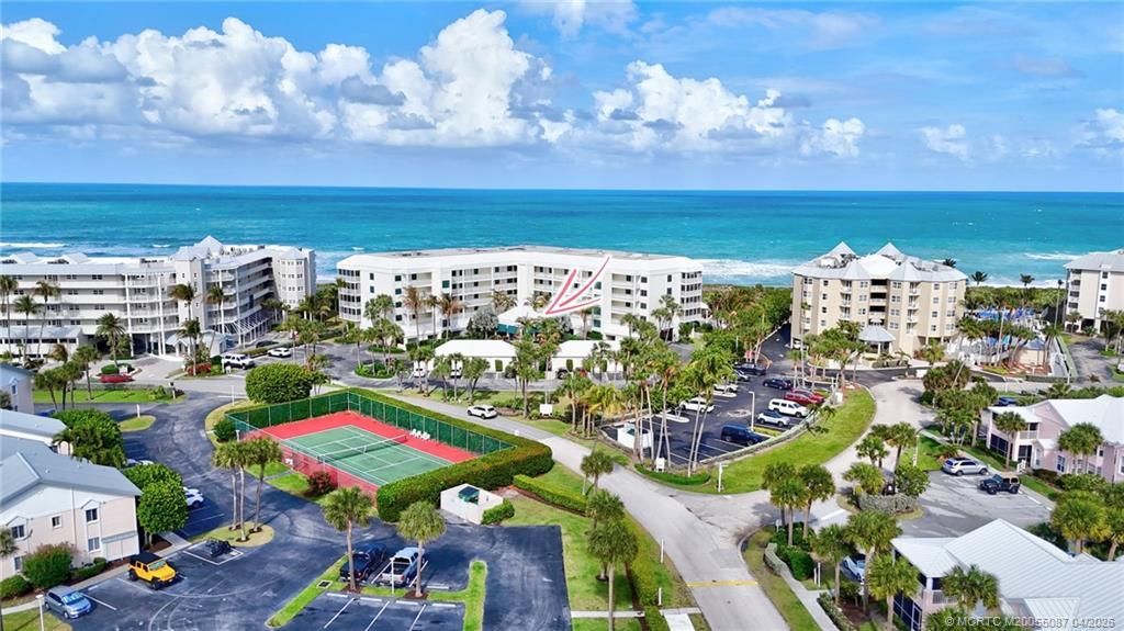 529 NE Plantation Road, Unit 105, Stuart, FL 34996 Photo