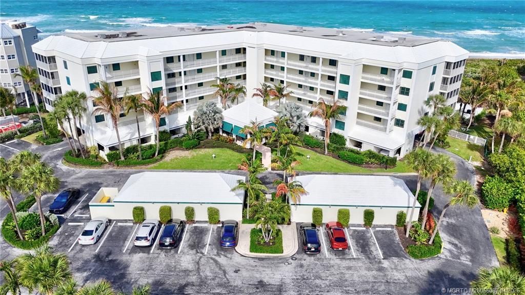 529 NE Plantation Road, Unit 105, Stuart, FL 34996 Photo