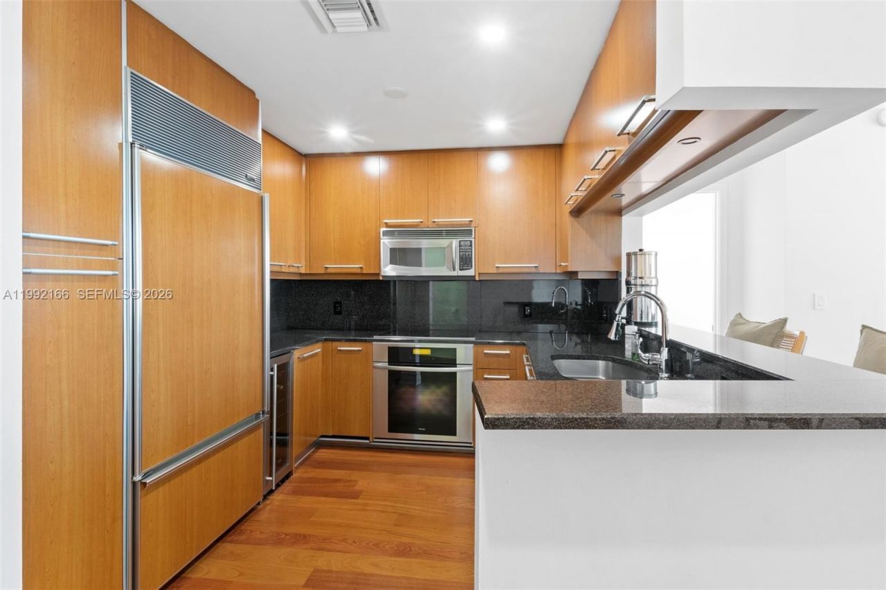 901 Brickell Key Blvd , Unit 1609, Miami, FL 33131 Photo