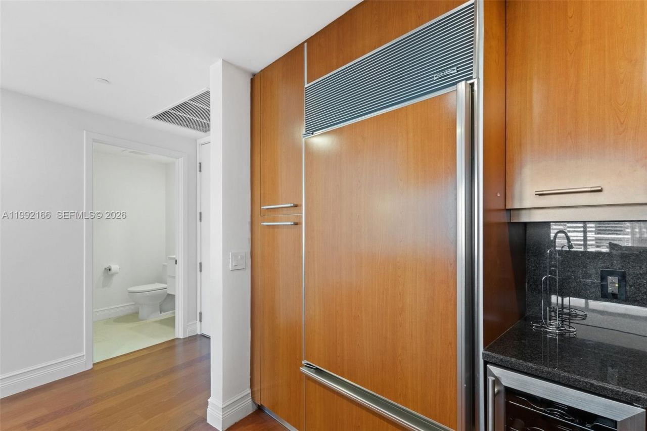 901 Brickell Key Blvd , Unit 1609, Miami, FL 33131 Photo