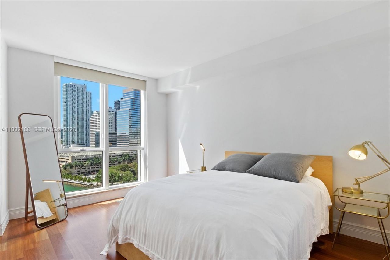 901 Brickell Key Blvd , Unit 1609, Miami, FL 33131 Photo