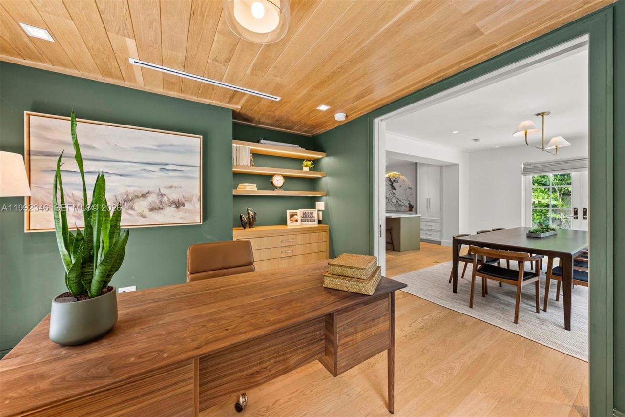 850 E Dilido Dr, Miami Beach, FL 33139 Photo