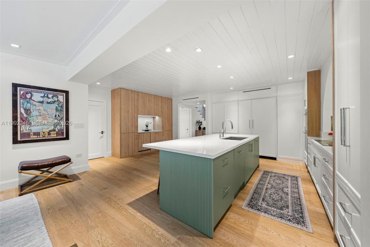 850 E Dilido Dr, Miami Beach, FL 33139 Photo