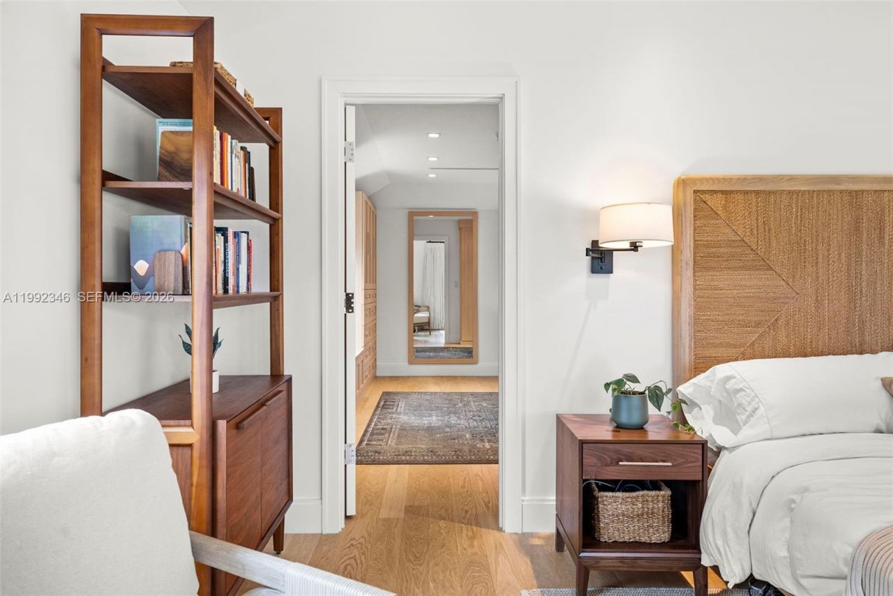 850 E Dilido Dr, Miami Beach, FL 33139 Photo