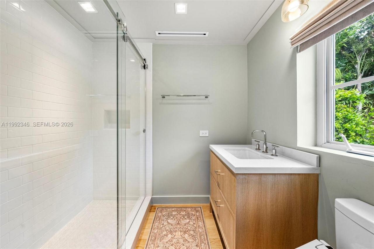 850 E Dilido Dr, Miami Beach, FL 33139 Photo