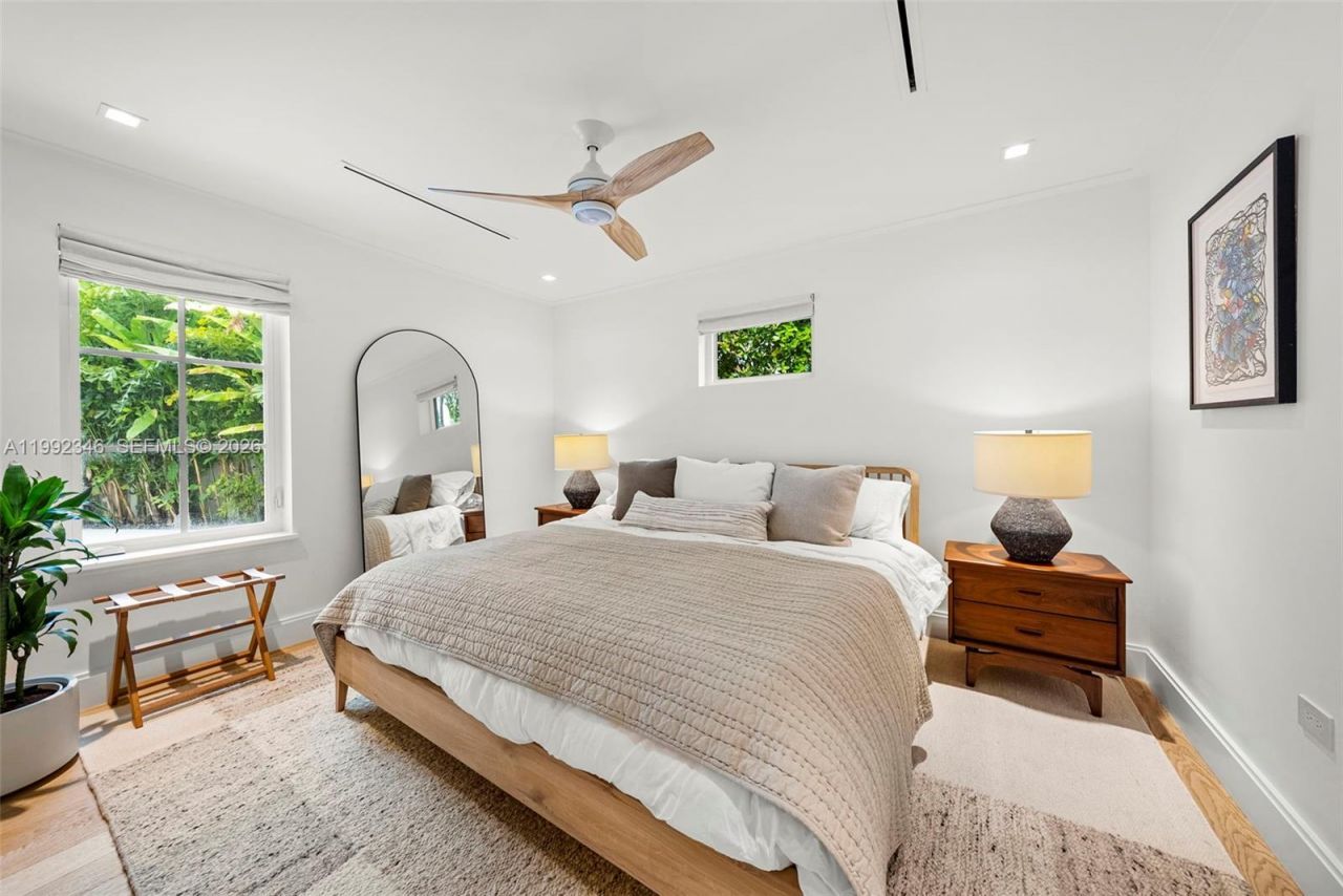 850 E Dilido Dr, Miami Beach, FL 33139 Photo