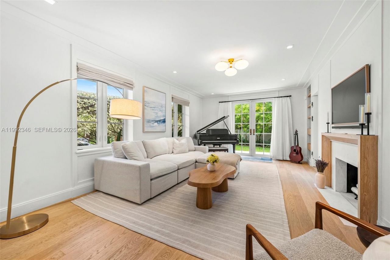 850 E Dilido Dr, Miami Beach, FL 33139 Photo