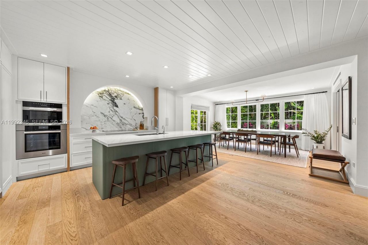 850 E Dilido Dr, Miami Beach, FL 33139 Photo