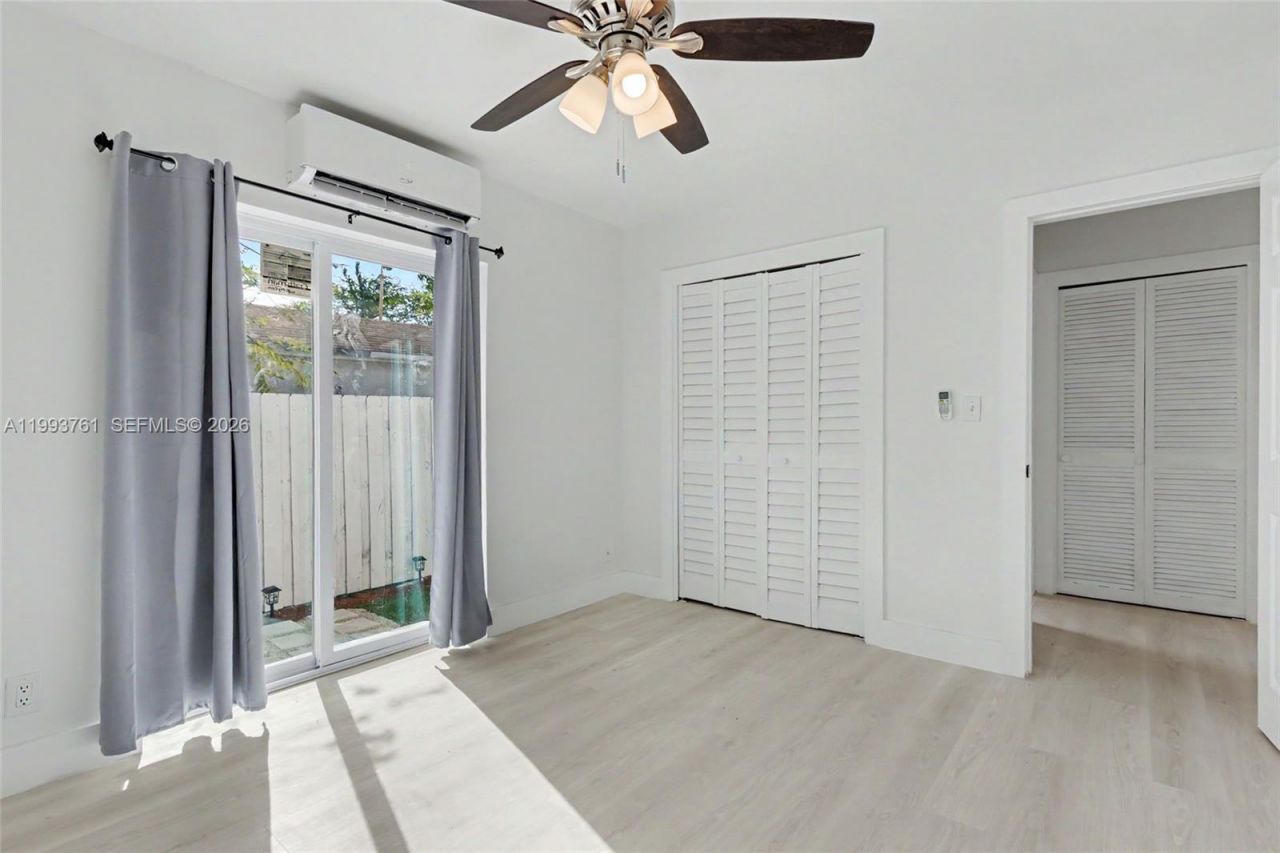 55 SW 13th St , Unit #2, Dania Beach, FL 33004 Photo