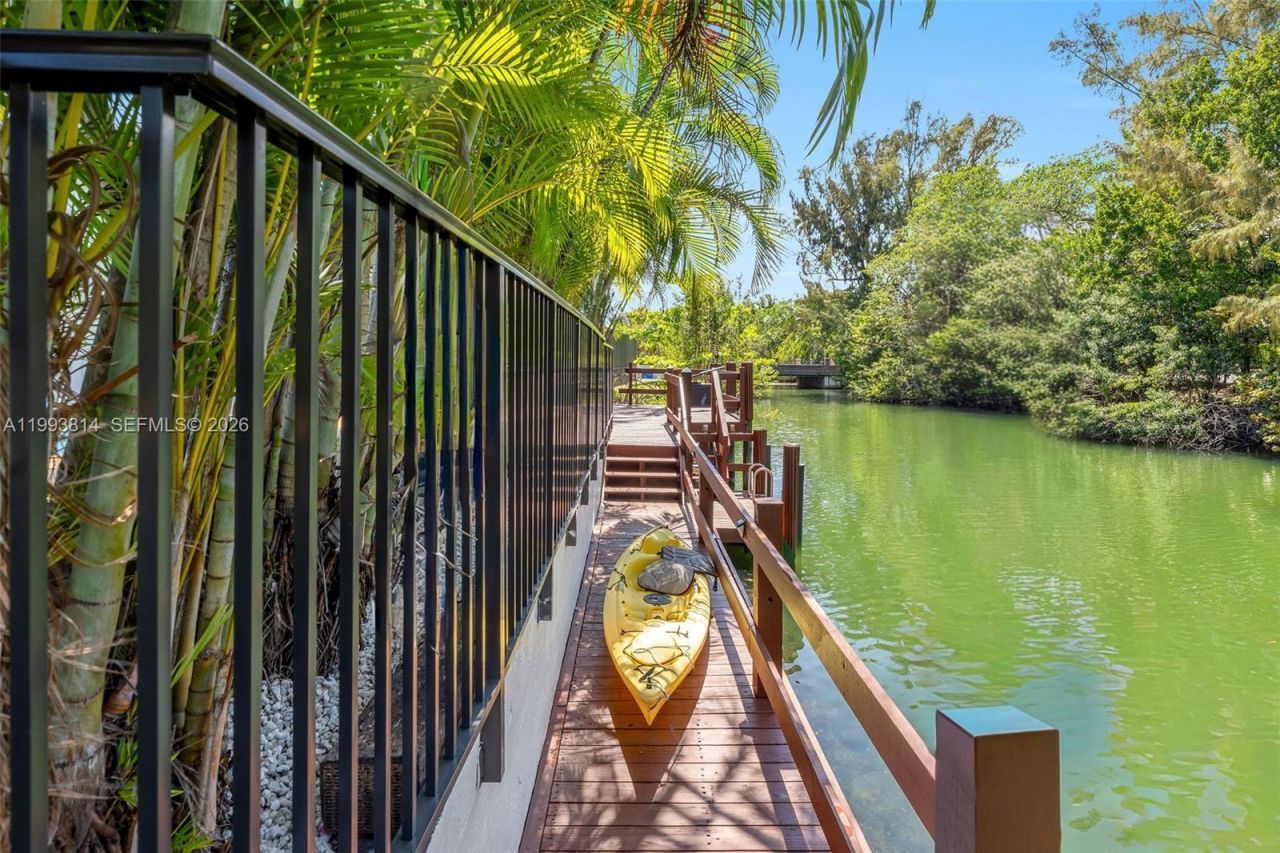 5120 Carillo St, Coral Gables, FL 33146 Photo