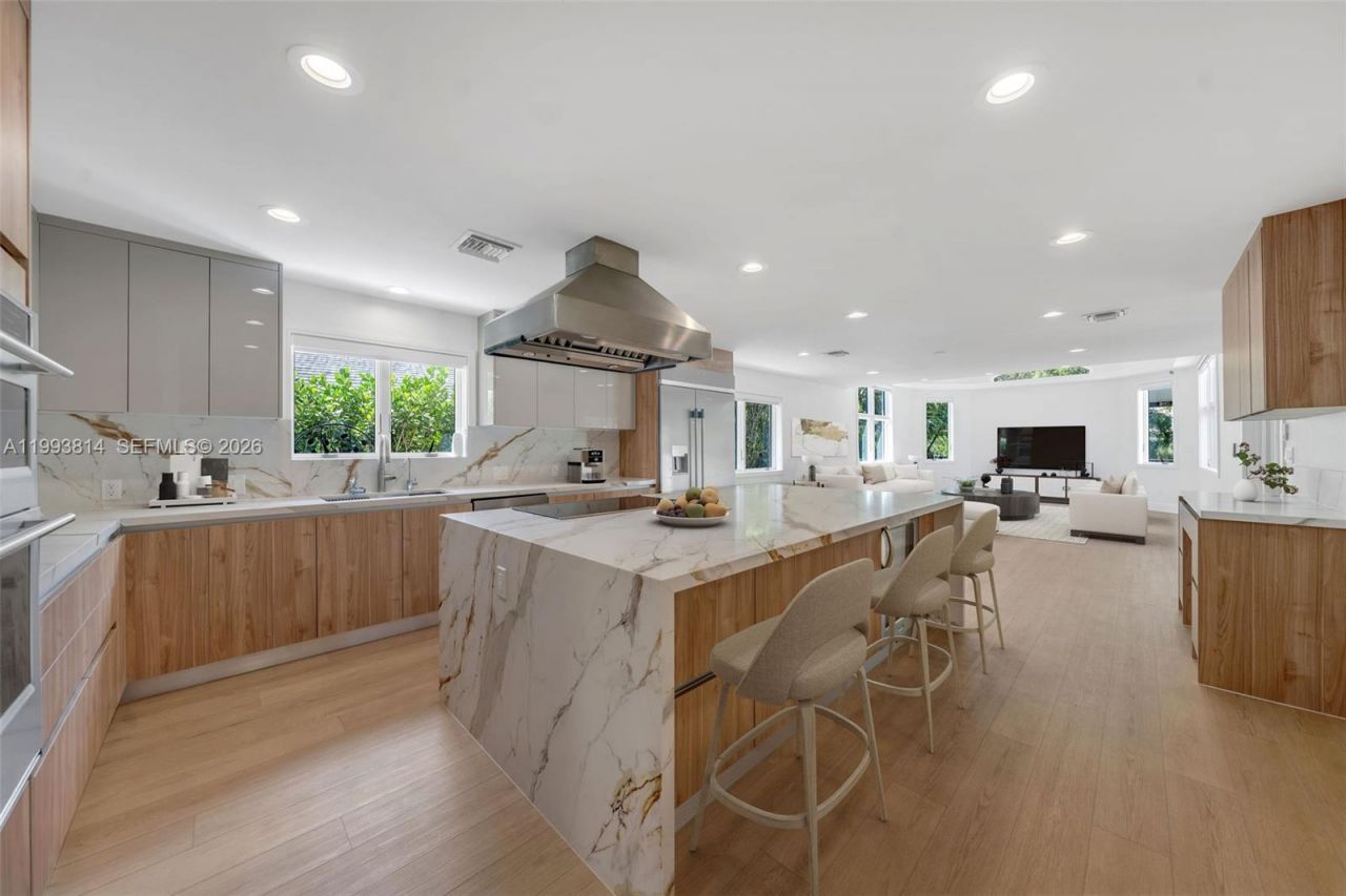 5120 Carillo St, Coral Gables, FL 33146 Photo