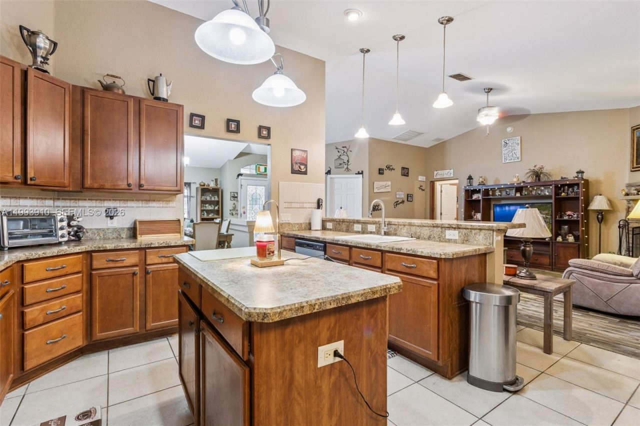 14170 SE 4th St. , Williston, FL 32696 Photo