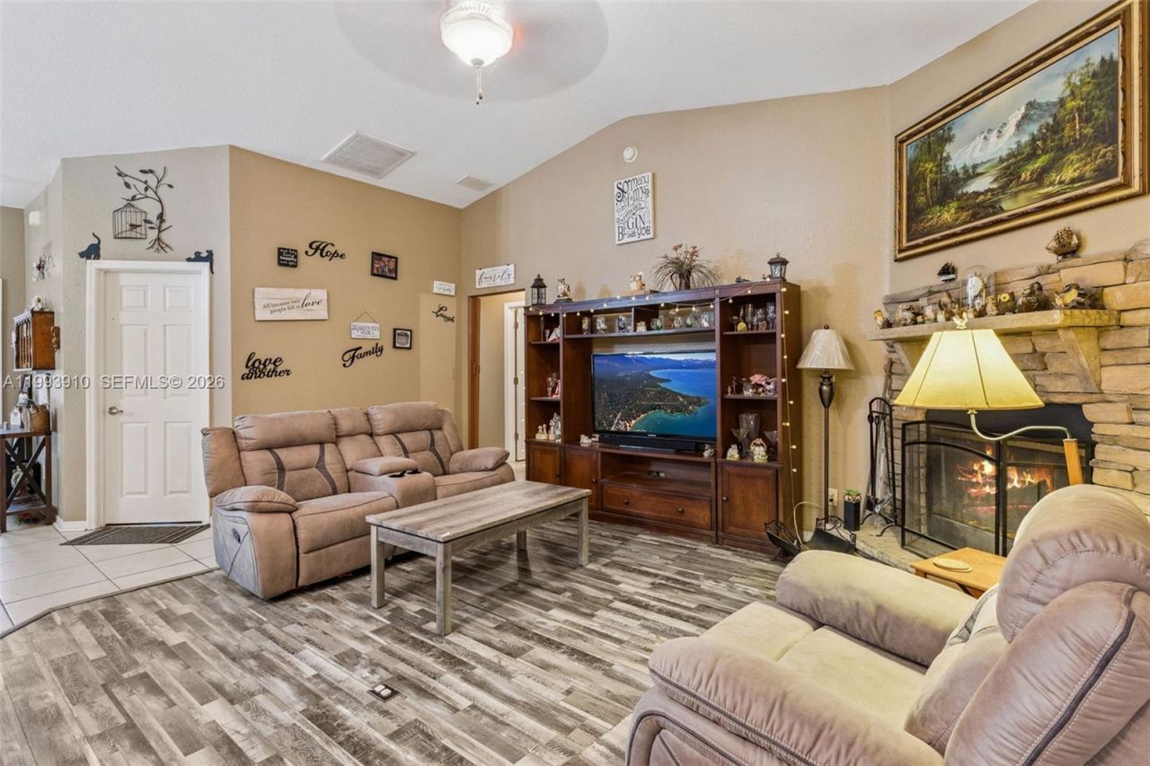 14170 SE 4th St. , Williston, FL 32696 Photo