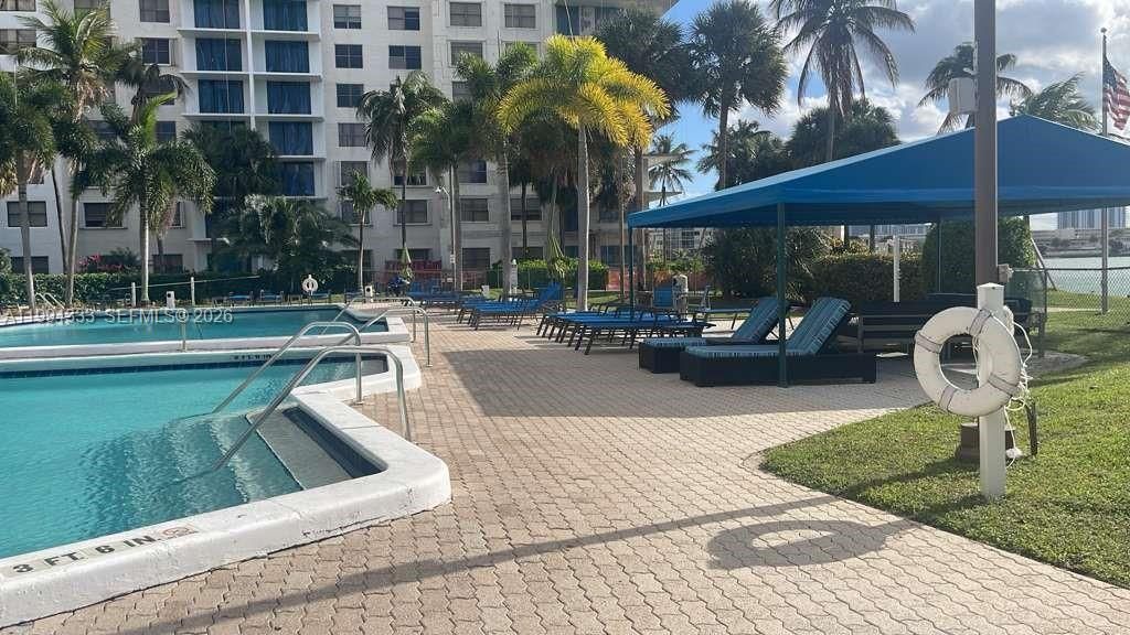 18181 NE 31st Ct , Unit 506, Aventura, FL 33160 Photo