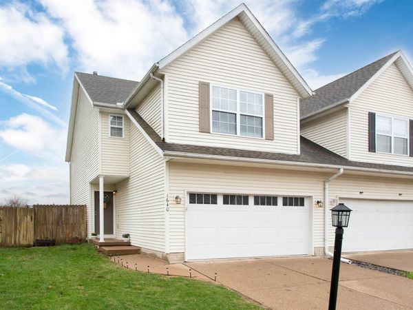 1640 W GENEVA Road, Peoria, IL 61615