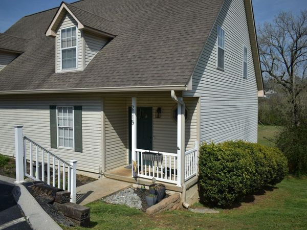 2115 Creekside Way, Jefferson City, TN 37760