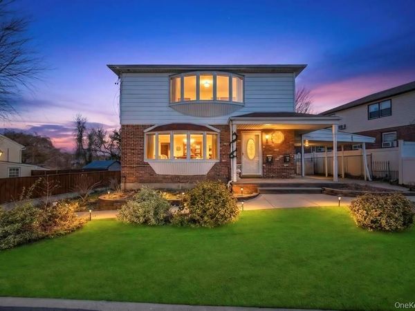 644 Broadway Road , Bethpage, NY 11714