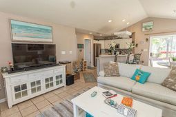 453 Mallard Lake Circle photo 4