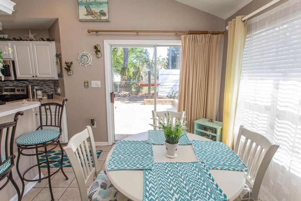 453 Mallard Lake Circle Photo 7